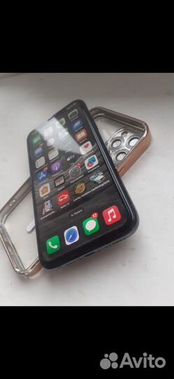 iPhone 11 Pro, 256 ГБ