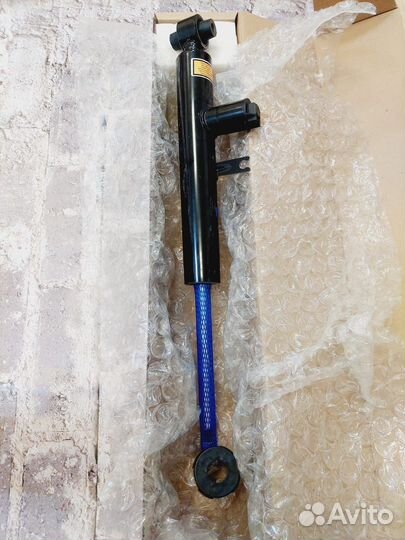 Амортизатор на BMW F30 задний новый