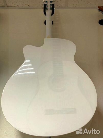 Гитара акустическая