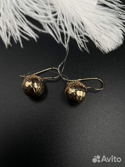 Золотые серьги