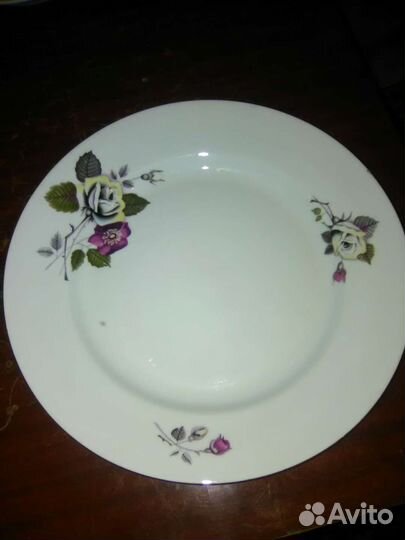 Посуда тарелки