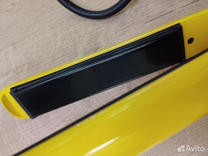 Выпрямитель для волос vitek VT-2312 Y