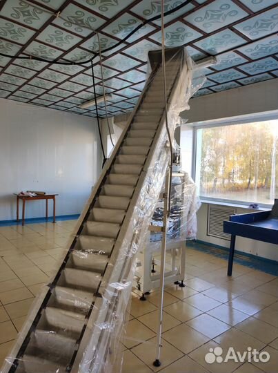 Автомат упаковочный рт-ум-21