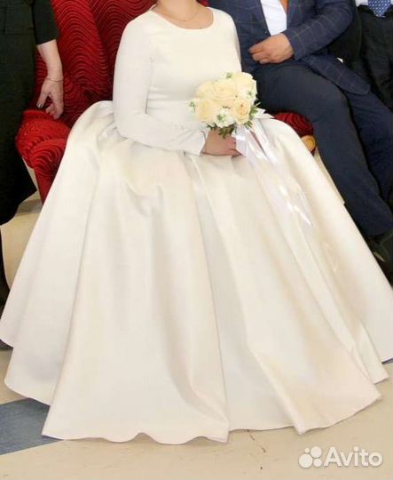 Свадебное платье