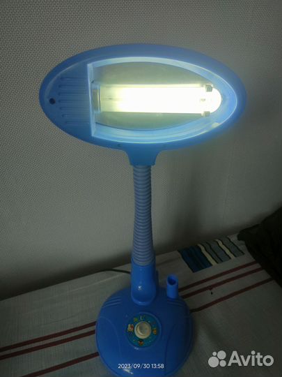 Лампа настольная