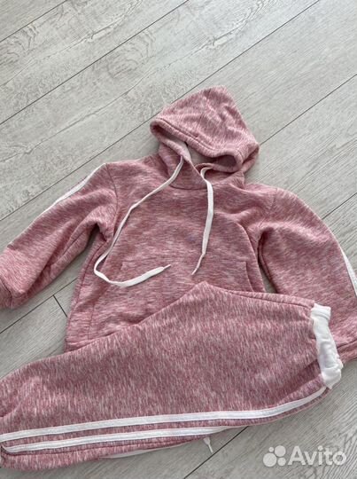 Костюм спортивный