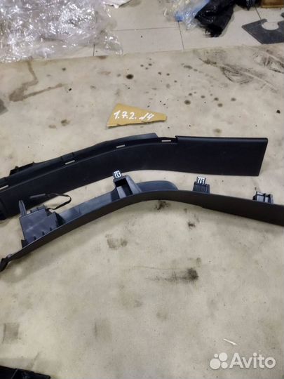 Накладка на порог Jeep Grand Cherokee WK2 3.0 D