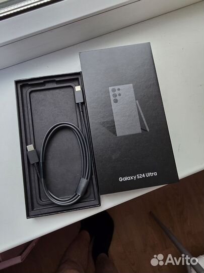 Samsung Galaxy S24 Ultra, 12/256 ГБ