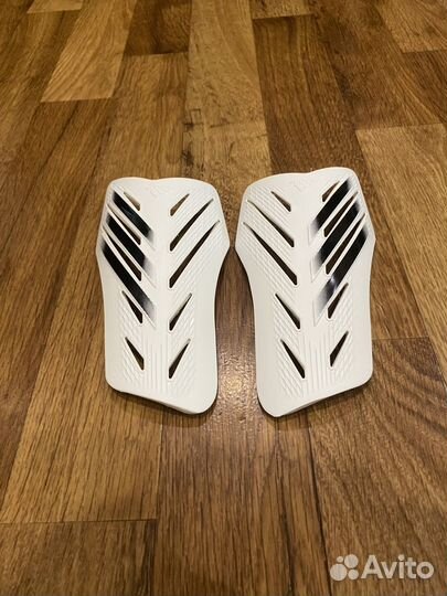 Щитки футбольные adidas