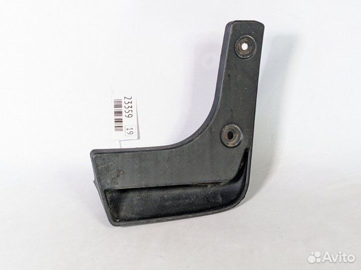 Брызговик задний левый Hyundai Solaris хетчбек