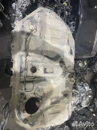 Бензобак топливный Mitsubishi Lancer 9