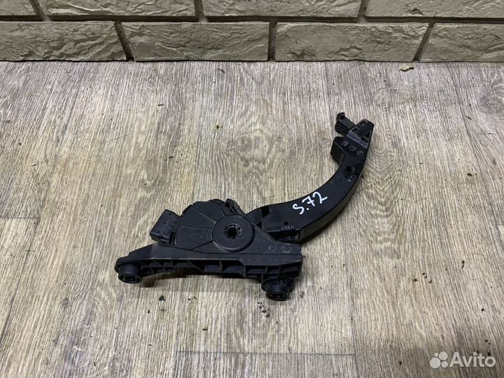 Hyundai Sonata Педаль газа