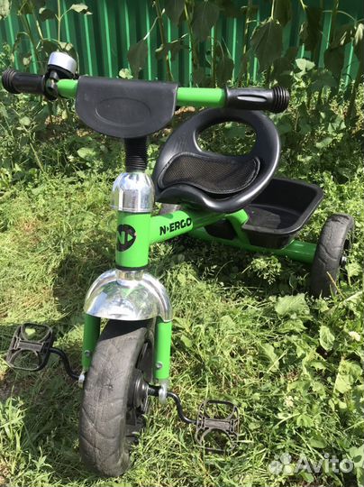 Трехколесный велосипед