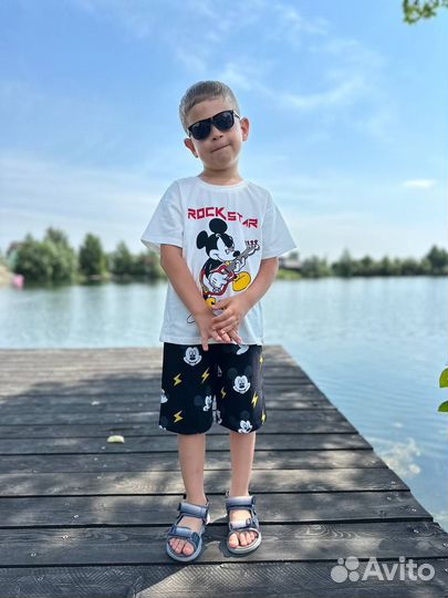 Костюм для мальчика футбола + шорты zara