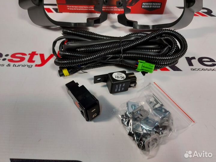 Туманки Nissan Note 12 1м 12-16г Pentair