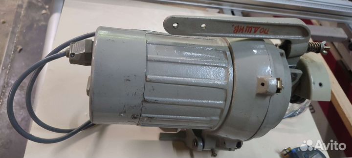 Электродвигатель для швейной машины