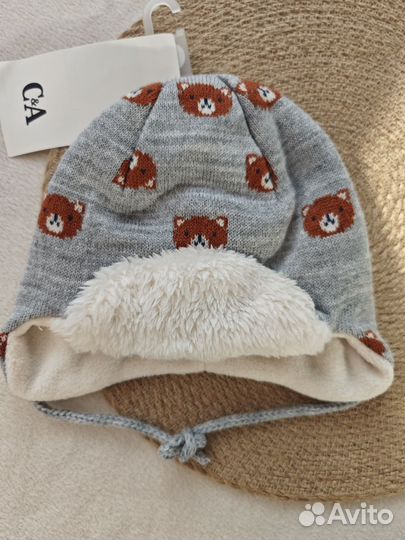 Шапочки малышу c&a новые, 3-6 мес (62-68)