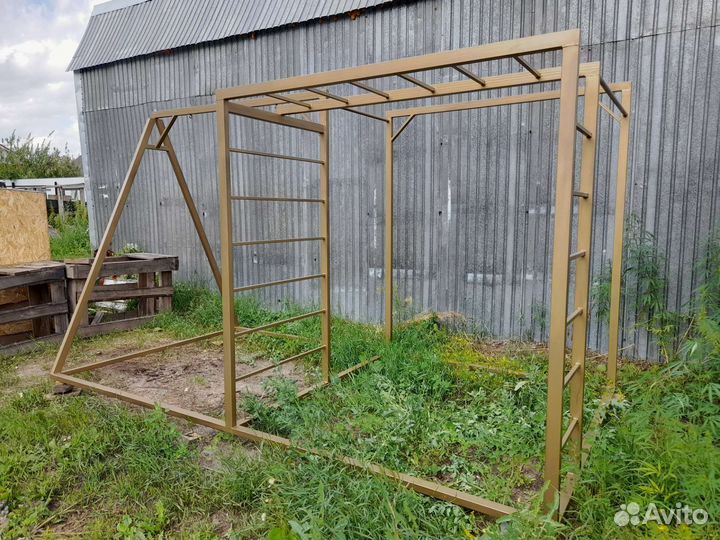 Спортивный комплекс, турник