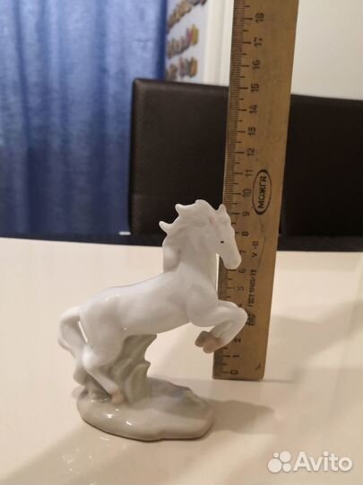 Статуэтка сувенир Лошадка
