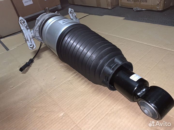 Пневмостойка задняя левая VW Touareg 2 NF 7P