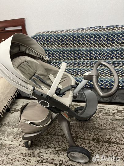 Продается коляска Stokke
