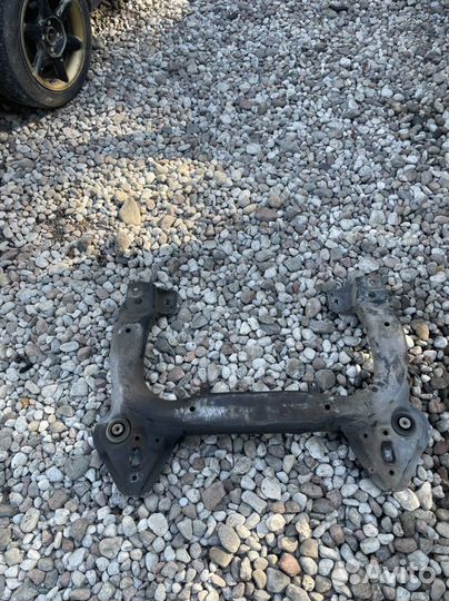 Передняя балка audi 100 c4