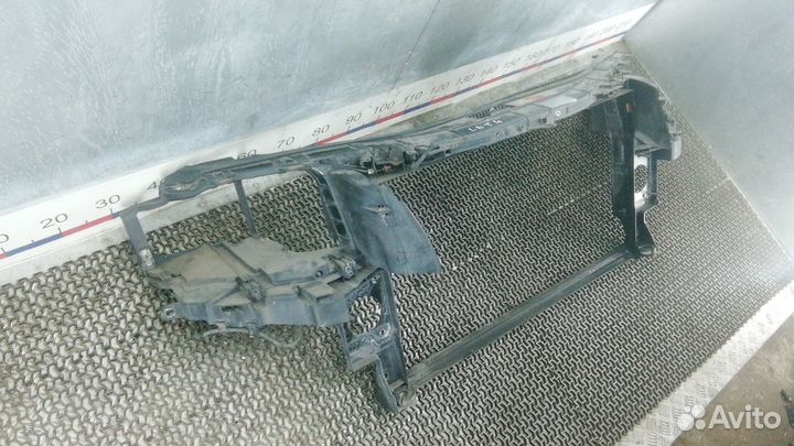 Передняя панель крепления audi A8 D3 3-9 дней