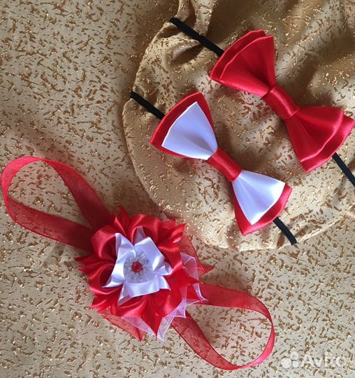 Бабочка+цветок на руку для выпускного вечера