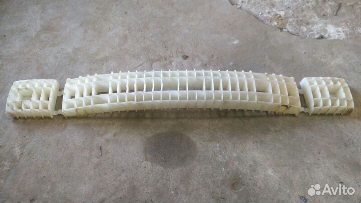 Абсорбер бампера передний Daewoo Nexia 1996-2008