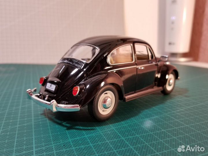 Volkswagen Beetle 1:24 металл, люкс