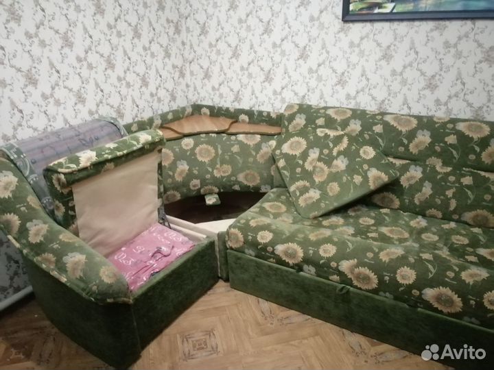 Угловой диван бу