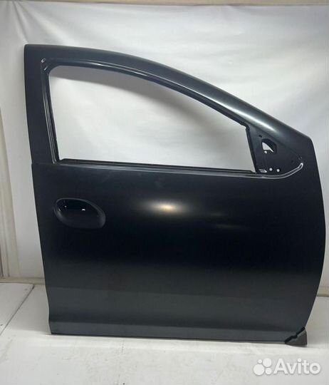 Дверь передняя правая левая Renault Logan 2 2014