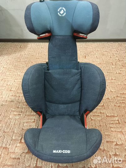 Детское автокресло 15 до 36 кг maxi cosi