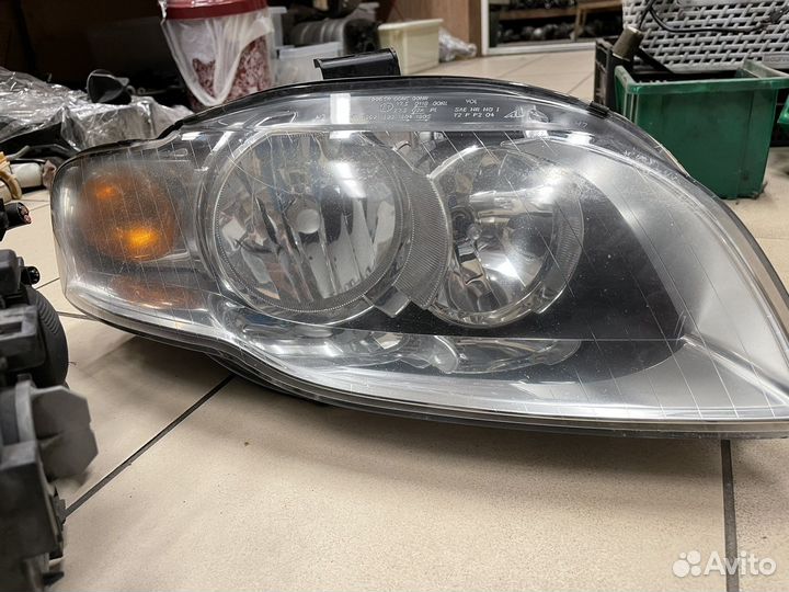 Фара audi A4 B7 8E0941003AK / 8E0941004AK