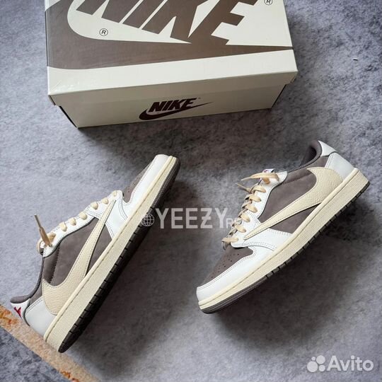 Travis Scott Nike Air Jordan 1 Low Reverse Mocha