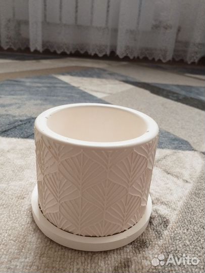 Ваза из гипса