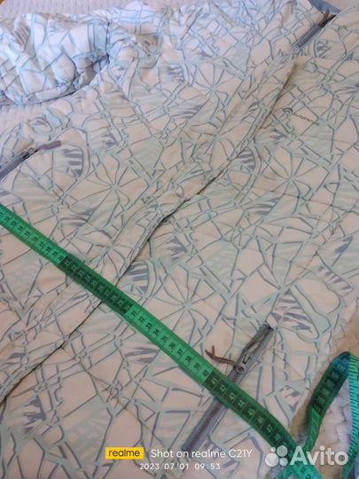 Куртка на девочку