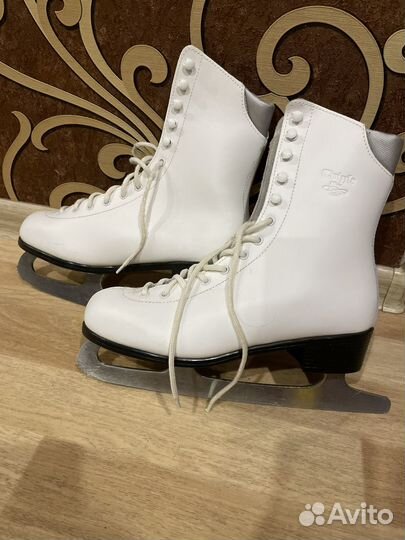 Коньки для фигурного катания