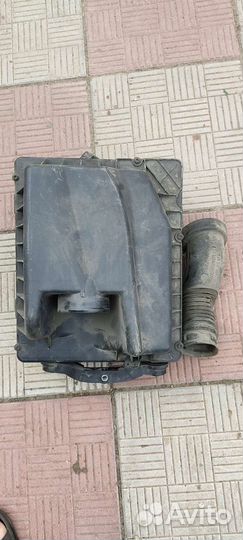 Корпус воздушного фильтра opel astra h gtc Z16XER