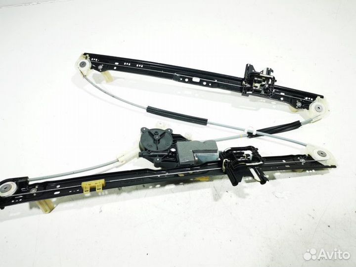 Стеклоподъемник электрический задний правый