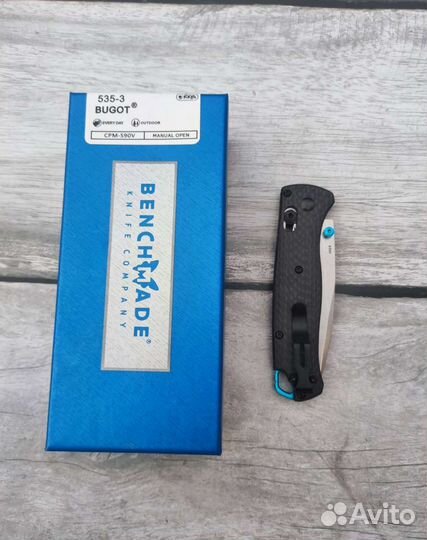 Нож складной Benchmade Bugout 535 Carbon
