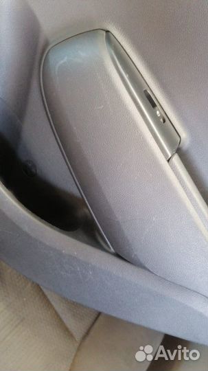 Обшивка двери задняя правая Kia Rio 4 седан G4FG