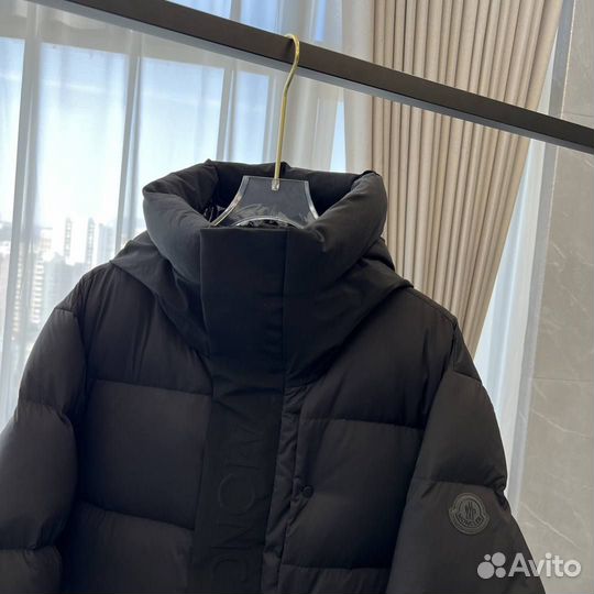 Черный Пуховик Moncler