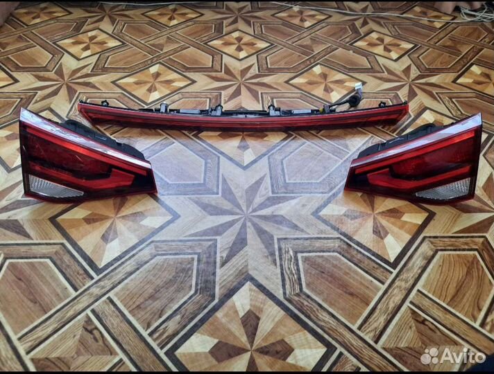 Задние фары в крышку багажника на Kia Rio x-line