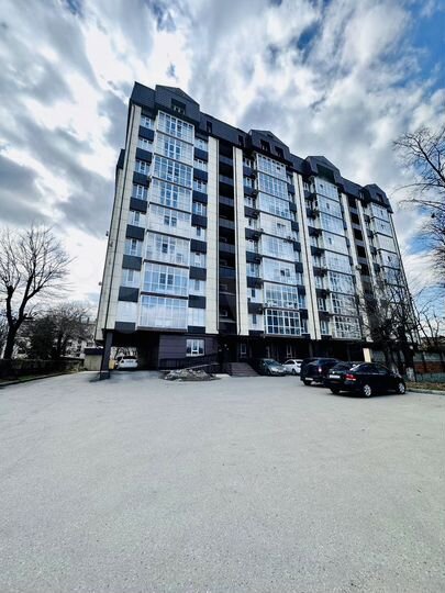 2-к. квартира, 86 м², 3/10 эт.