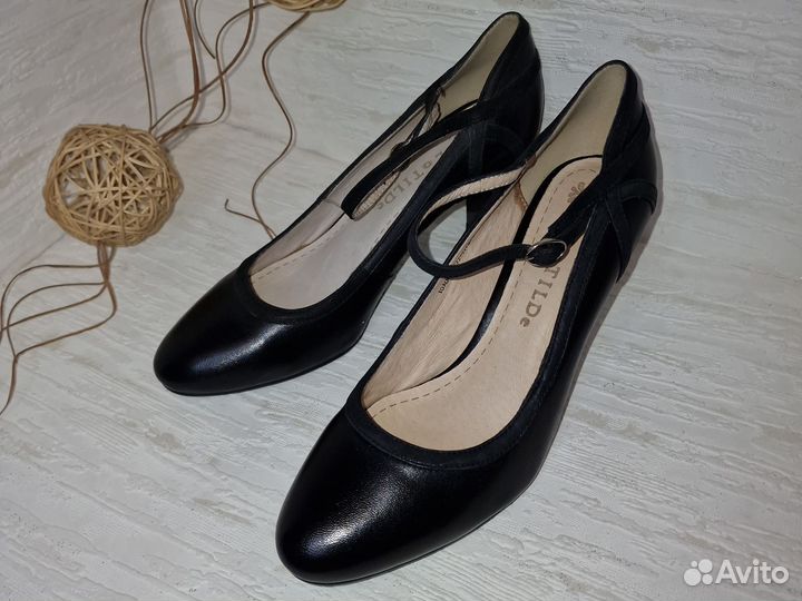 Туфли женские новые