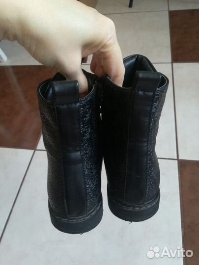 Ботинки демисезонные