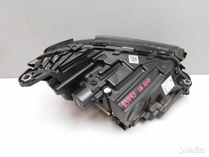 Фара левая Mercedes-Benz E-Class