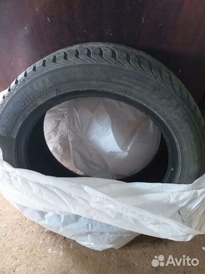 Yokohama Ice Guard Stud IG55 215/55 R17