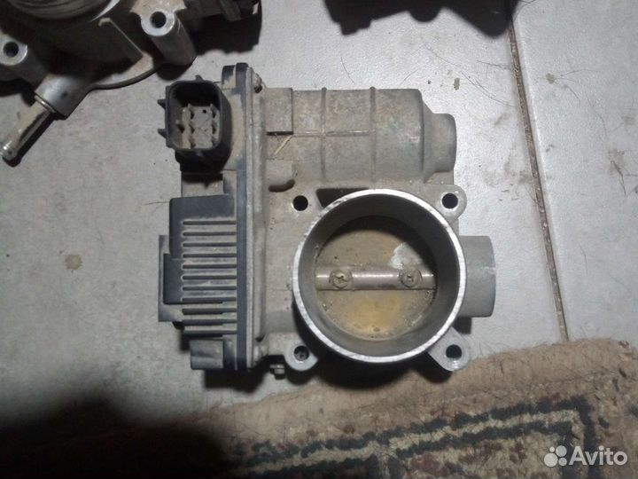 Дроссельная заслонка Nissan Murano Z50 2002-2008